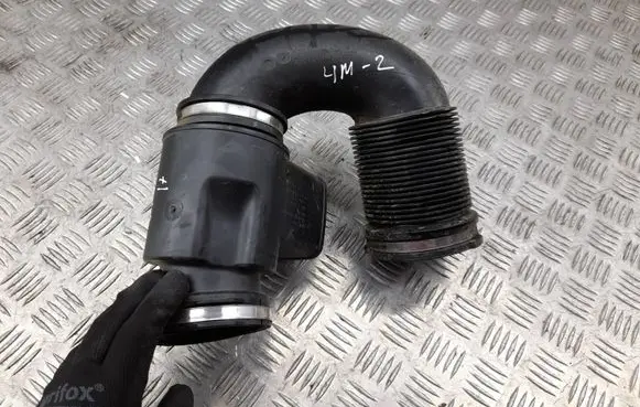 Audi Q7 4M Air intake duct part 06E129616C