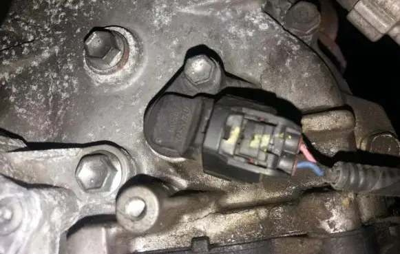 Toyota Verso Camshaft position sensor 9091905029