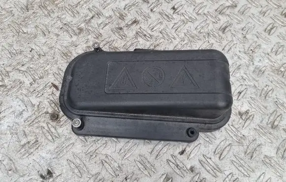 BMW 5 F10 F11 Fuse box cover 7555189 12907555189