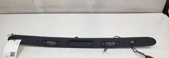 Volvo S60 Trunk door license plate light bar 31391197