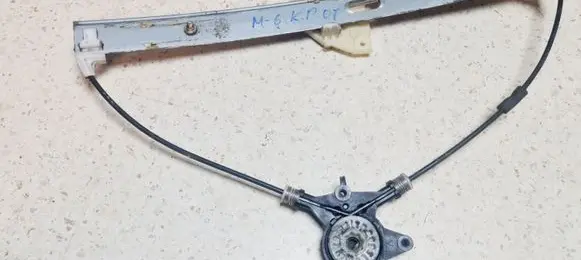 Mazda 6 Front window lifting mechanism without motor Y25G30