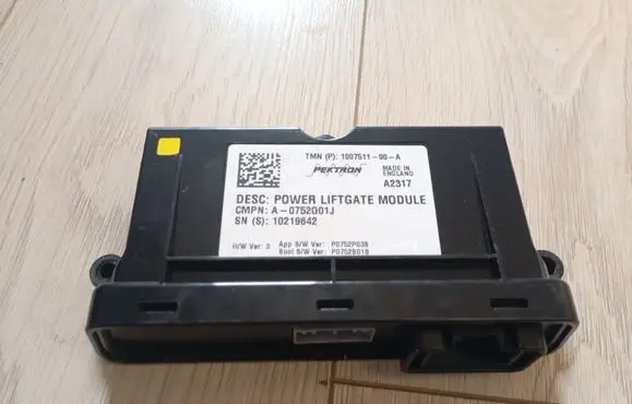 Tesla Model S Tailgate/trunk control unit/module 100751100A