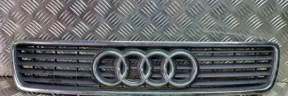 Audi A4 S4 B5 8D Front grill 8D0853651J