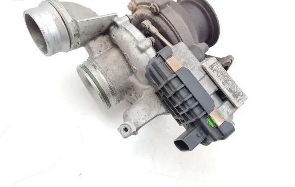 BMW 5 GT F07 Turbo 7799758F GTB2260V 777853
