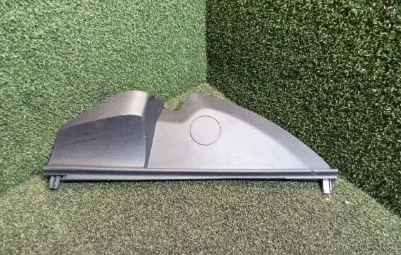 Fiat Talento Dashboard side end trim 689211920R 689213743R 93868017