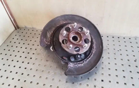 Honda CR-V Rear wheel hub