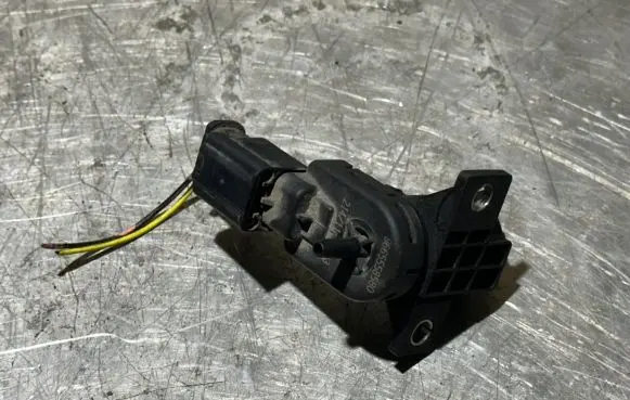 Peugeot 508 Turbo solenoid valve 9665558580
