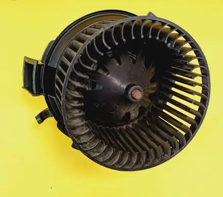 Peugeot 206+ Heater fan/blower 6424501