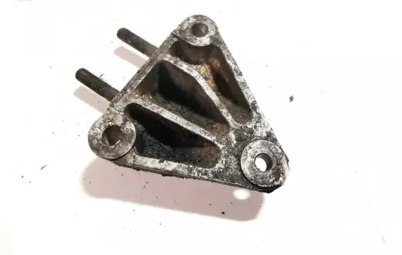 Ford Mondeo Mk III Engine mounting bracket 1S716030AB