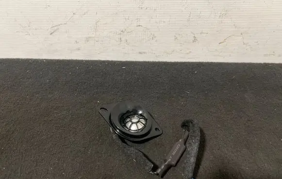 BMW M4 G82 G83 Parcel shelf speaker 9475237