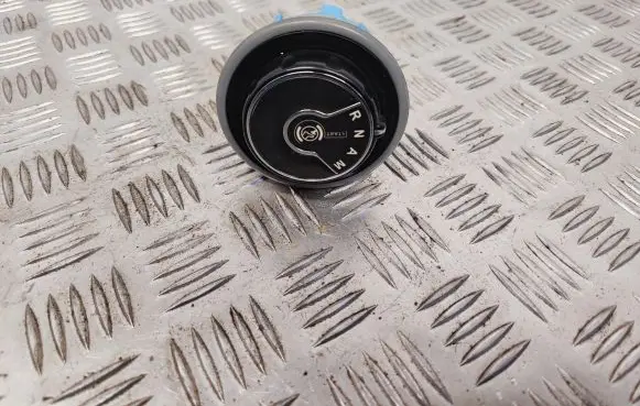 Citroen Berlingo Gear shift switch/knob 9672503580