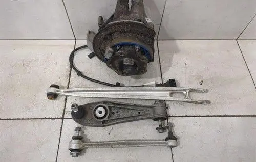 Porsche Cayman 981 Rear wheel hub 98133115805