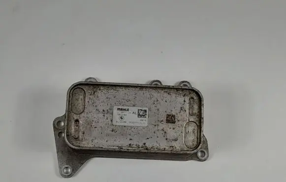 Engine oil radiator