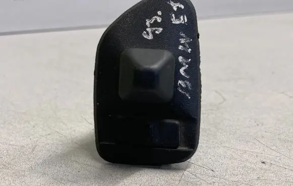 BMW 3 E36 Wing mirror switch 1387281