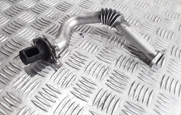 Skoda Yeti (5L) EGR valve line/pipe/hose 03L131521A