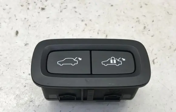 Volvo XC40 Tailgate/trunk/boot open switch 31674801