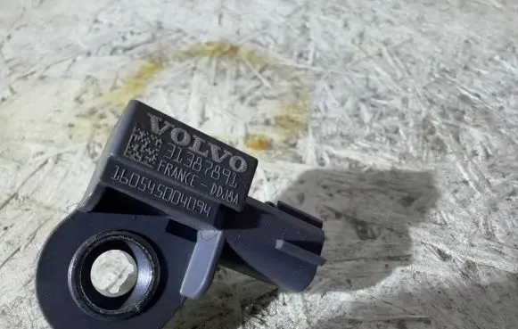 Volvo V40 Airbag deployment crash/impact sensor 31387891 160545004094