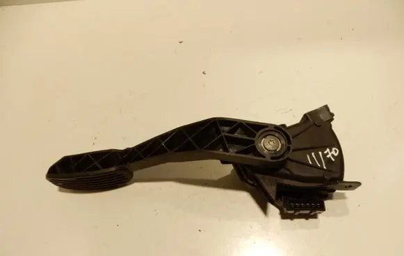 Volvo S80 Accelerator throttle pedal 30636006 1170