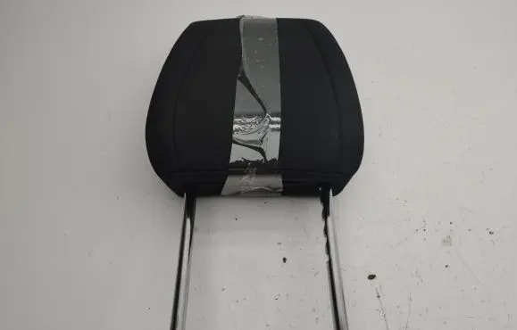 Peugeot 3008 II Front seat headrest 