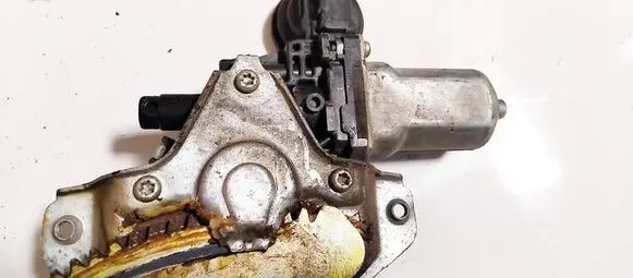 Suzuki Swift I Front door window regulator motor 8346063j00 262100-3300
