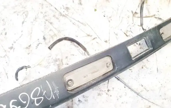 Subaru B9 Tribeca Number plate light