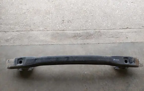 Mercedes-Benz C W204 Rear beam A2046100014
