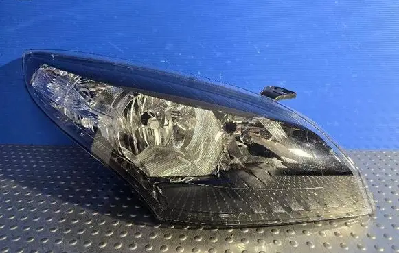 Renault Megane III Headlight/headlamp 260102973R