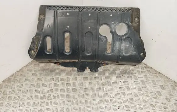 Dacia Duster Engine splash shield/under tray 758902039R 300268462