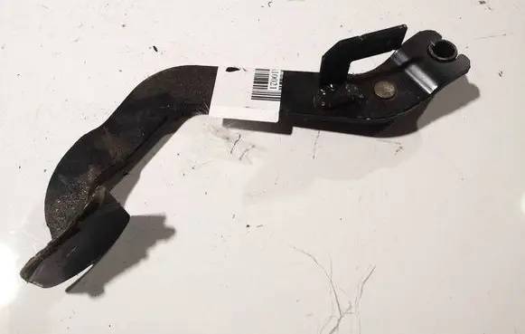 Chevrolet Captiva Brake pedal 