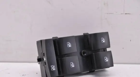 Opel Mokka X Electric window control switch 22915118