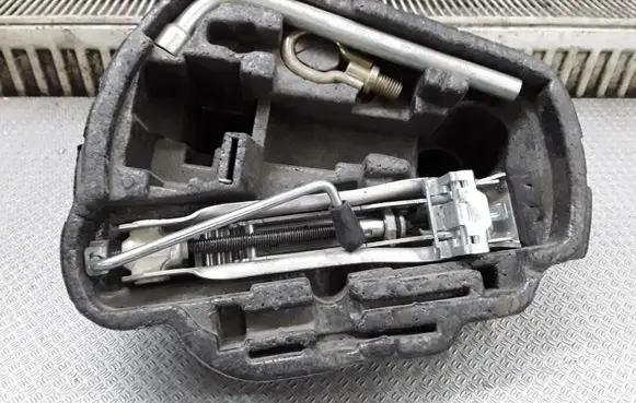 Skoda Fabia Mk2 (5J) Lift Jack 
