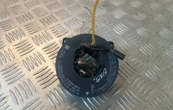 Opel Zafira A Airbag slip ring squib (SRS ring) 90588757 1610662