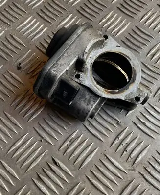 Audi A8 S8 D3 4E Throttle valve 057128053