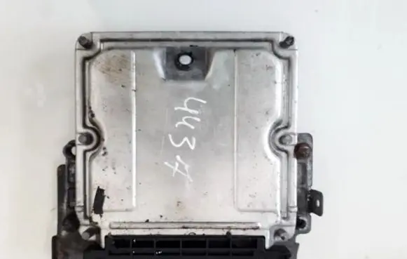 Citroen Xsara Picasso Engine control unit/module 0281010250