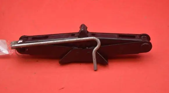 Nissan Primera Lift Jack 