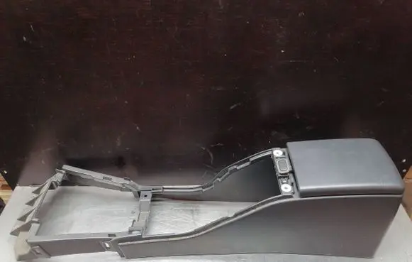 Subaru Impreza II Armrest 