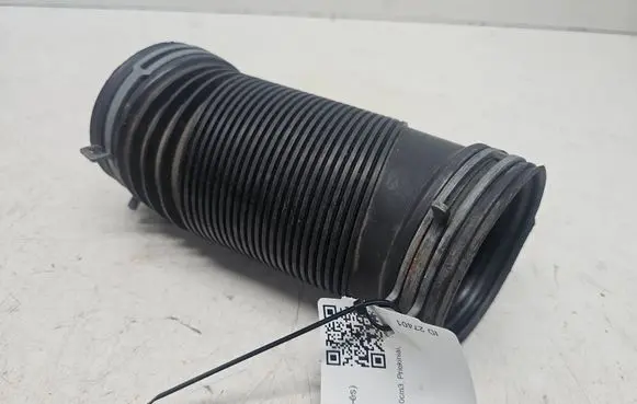 Volkswagen Golf IV Air intake duct part 1J0129684AG