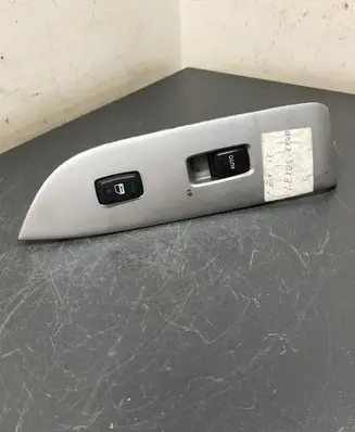 Lexus RX 300 Electric window control switch
