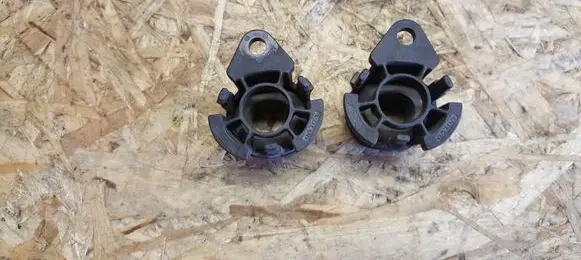 Radiator mount bracket