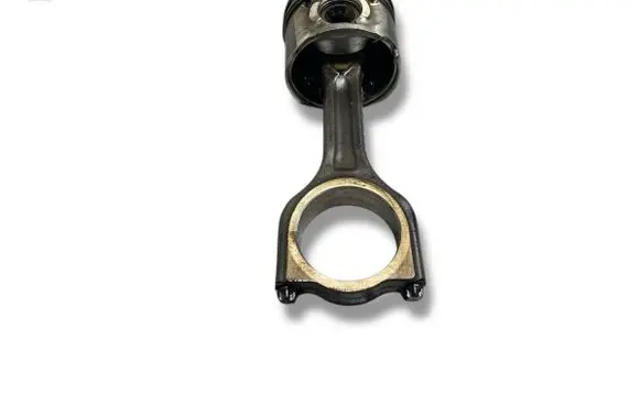 Peugeot 207 Piston with connecting rod 9hp