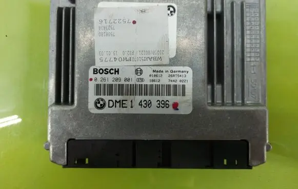 BMW 3 E46 Engine control unit/module 0261209001