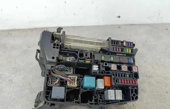 Toyota Auris 150 Fuse box set 