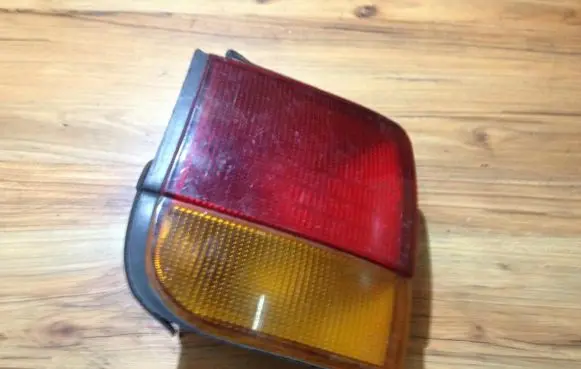Mitsubishi Space Runner Rear/tail lights 0431550l 043-1550l