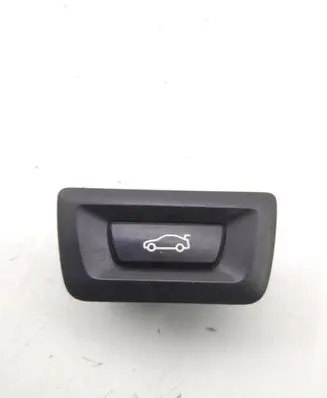 BMW 3 F30 F35 F31 Tailgate/boot open switch button 927511902