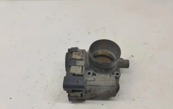 Volkswagen Golf V Throttle valve 03C133062A