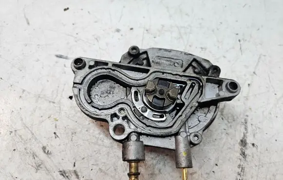 Chevrolet Trax Vacuum pump