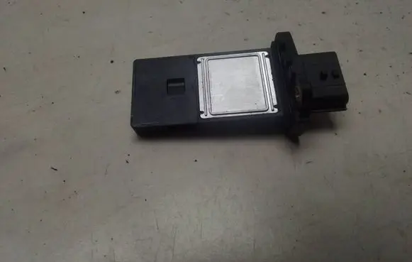 Nissan X-Trail T31 Mass air flow meter 226807S000 0172205 2993700