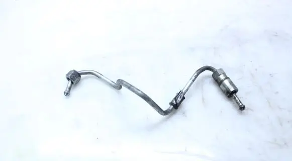 Fuel injector supply line/pipe
