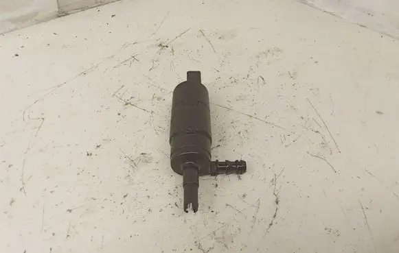 Audi Q7 4L Headlight washer pump 3B0955681
