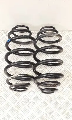 Mercedes-Benz Vaneo W414 Front coil spring